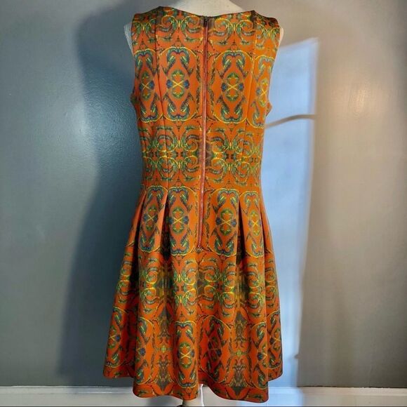Gabby Skye Sleeveless Orange Multi Color Fit & Flare  Scuba Fabric Dress 12 - Picture 5 of 8